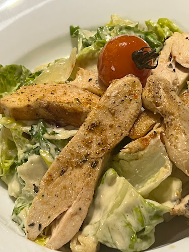 Comentarii opinii despre Garden Grille & Bar Restaurant.