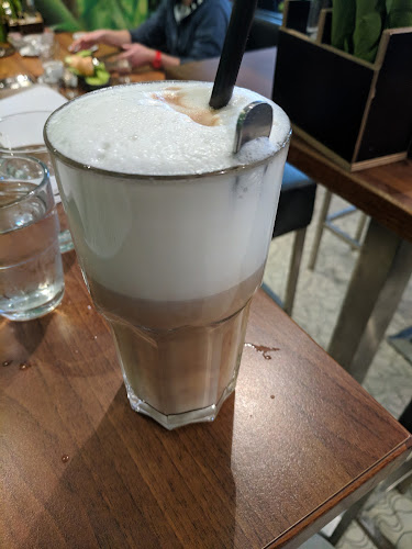 Comentarii opinii despre Breakfast Club