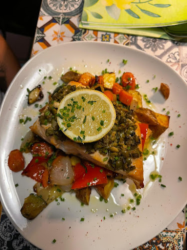 Comentarii opinii despre Old Lemon Tree