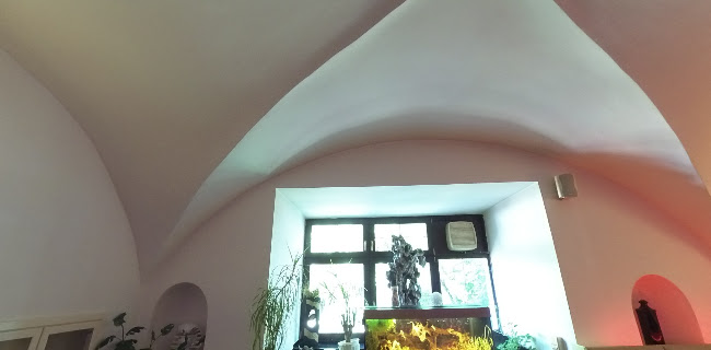 Arian Restaurant - Horn