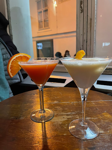 Ron Con Soda - Bar Cubano - Wien