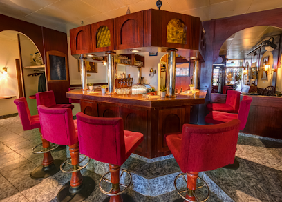 James Cook Cafe - Bar - Pub