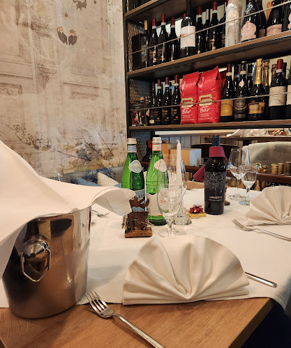 Dolce Vita, Unterer Stadtpl. 9, 6330 Kufstein