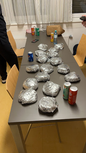 Comentarii opinii despre Queens