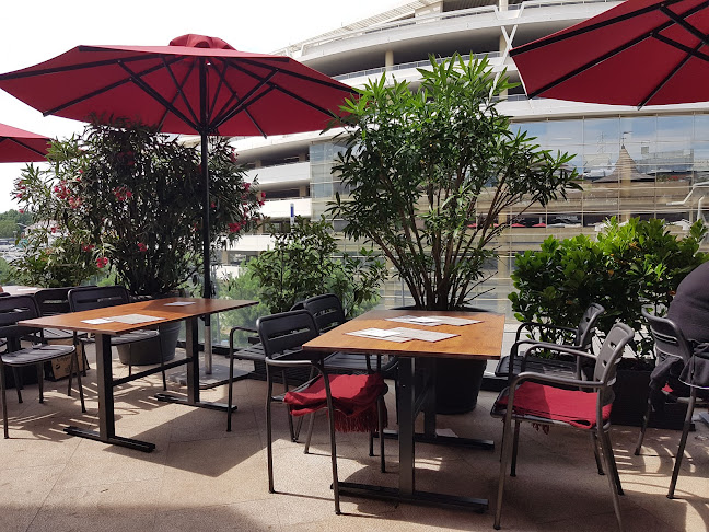 Plus-Kauf-Straße 7, 4061 Pasching