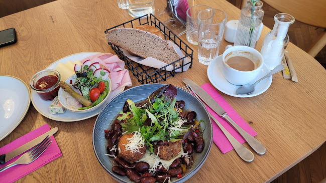 Opinii despre Ströck - Feierabend Burggasse în Wien - Gastronomie und Hotellerie