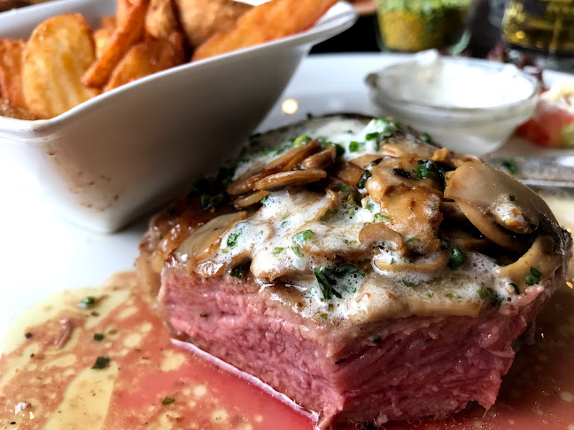 Mr. John´s - Bar & Restaurant - Gastronomie und Hotellerie