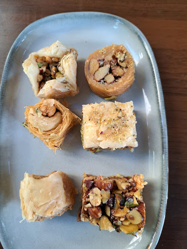 Julius-Tandler-Platz 7, 1090 Wien