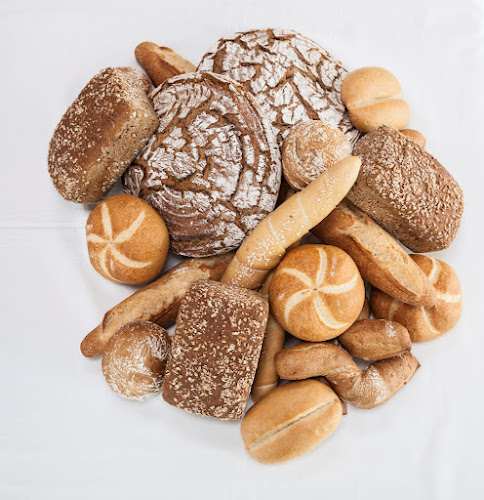 Opinii despre Bäckerei Ferdinand Teschl în Pirching am Traubenberg - Gastronomie und Hotellerie