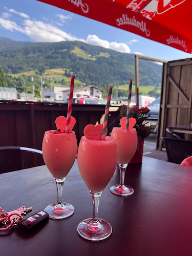 Comentarii opinii despre Melli's lounge