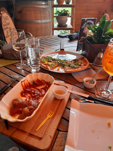 Opinii despre Tina's Geschenkestube în Döbriach - Gastronomie und Hotellerie