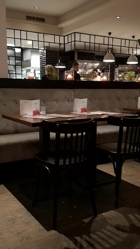 Opinii despre L'Osteria Wien Grinzing în Wien - Gastronomie und Hotellerie