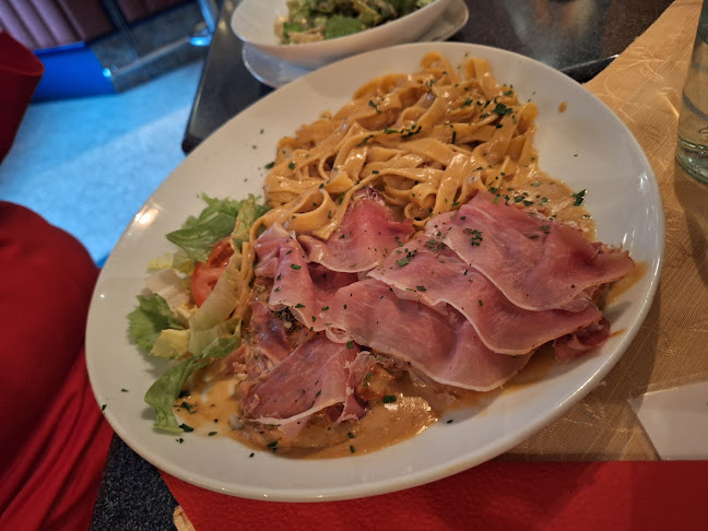 DA ROBERTO - Café-Restaurant - Weißenbach am Lech