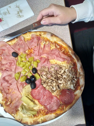 Alberto's Pizzeria - Gastronomie und Hotellerie