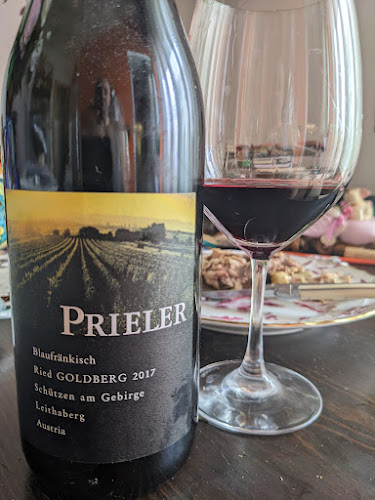 Opinii despre WEIN & CO Salzburg Platzl – Weinbar & Shop în Salzburg - Gastronomie und Hotellerie