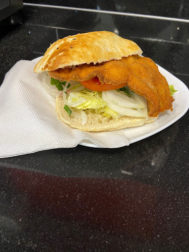 Opinii despre HAPPY - Döner, Schnitzel & Fisch în Wien - Gastronomie und Hotellerie