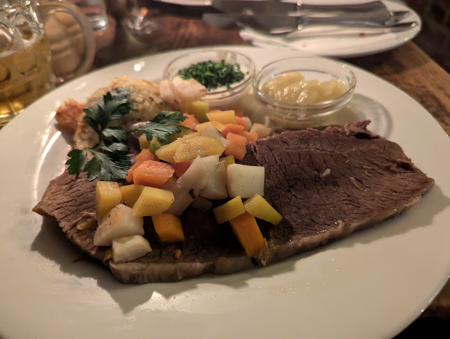 Brezl Gwölb - Gastronomie und Hotellerie