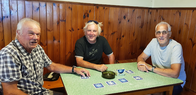 Opinii despre Gasthaus Im Alten Dorf în Markgrafneusiedl - Gastronomie und Hotellerie