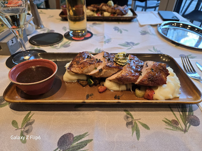 Opinii despre Jägerhäusl în Bad Gastein - Gastronomie und Hotellerie