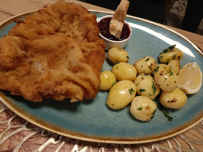 Opinii despre Restaurant Seestuben în Villach - Gastronomie und Hotellerie