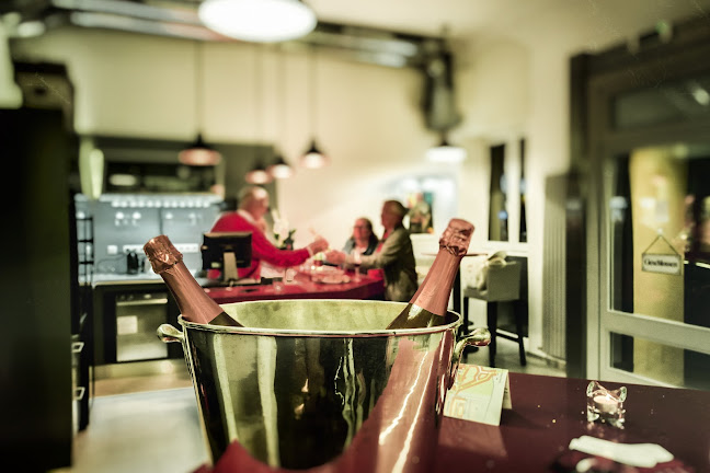 Comentarii opinii despre WeinCult