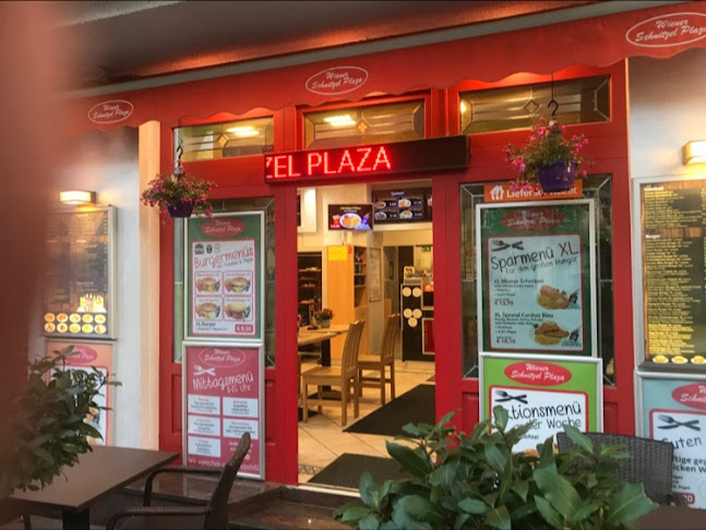 Wiener Schnitzel Plaza - Gastronomie und Hotellerie