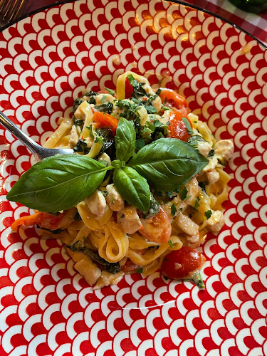 TRATTORIA LEVANTE - Gastronomie und Hotellerie