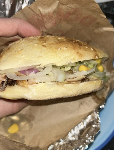 Opinii despre Trio Kebap Pizza Falafel în Wien - Gastronomie und Hotellerie