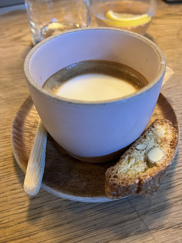 Opinii despre Dogenhof în Wien - Gastronomie und Hotellerie