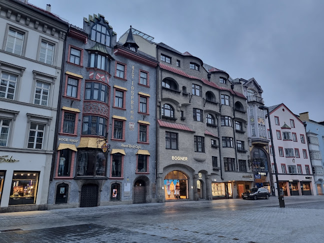 Comentarii opinii despre Hard Rock Cafe