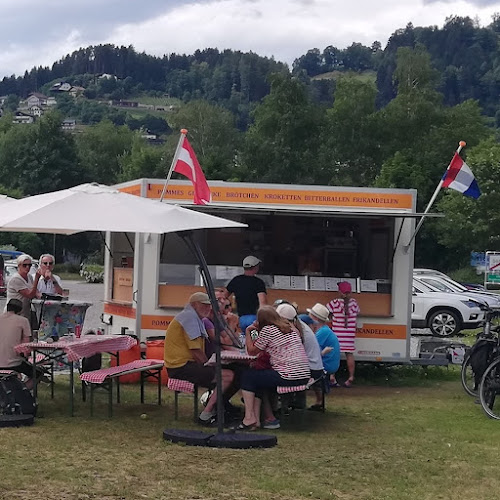 Opinii despre Pitstop Snacks în Radenthein - Gastronomie und Hotellerie