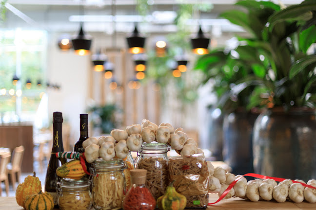 Opinii despre Watertuin World Kitchen în Wien - Gastronomie und Hotellerie