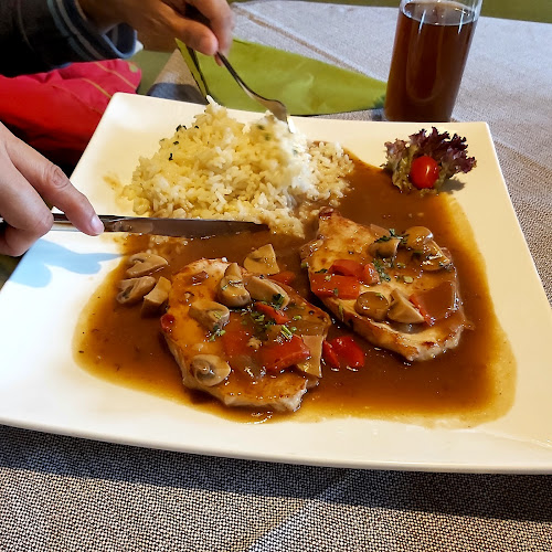 Montag und Dienstag Ruhetag, Reuttener Str. 12, 6600 Pflach