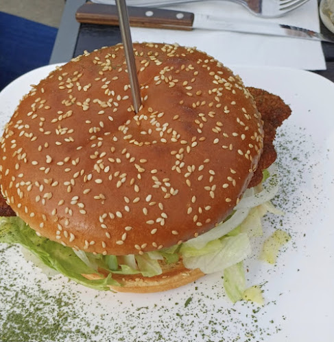 Opinii despre Pizzeria Treff - Tirol în Weißenbach am Lech - Gastronomie und Hotellerie