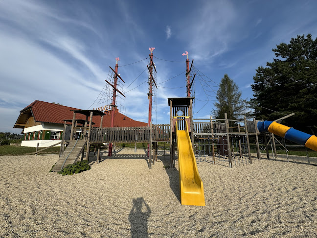 Neue Welt 98, 8143 Dobl