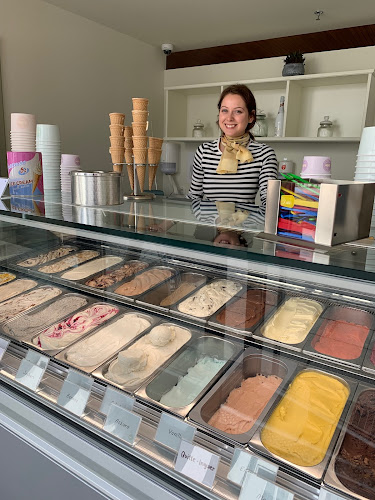 Eisplatzl - Die Eisdiele im Montafon