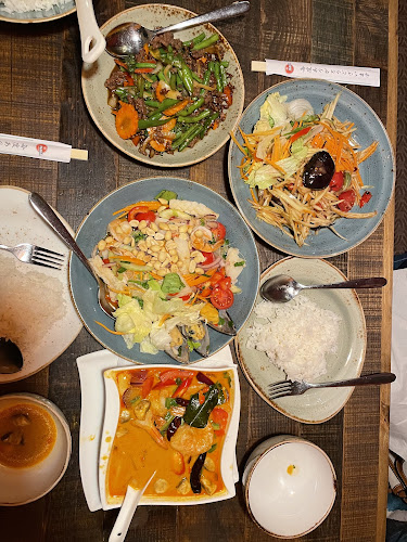 Comentarii opinii despre Aroi Thai Restaurant