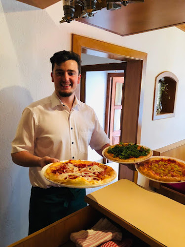Pizzeria Halil - Gastronomie und Hotellerie