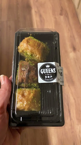 Queens - Vöcklabruck