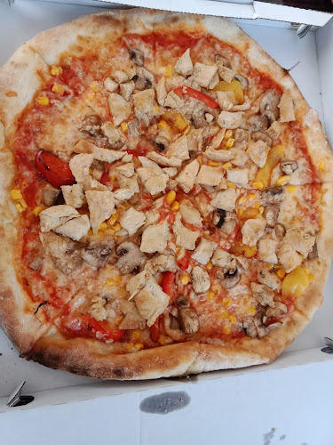 Comentarii opinii despre Trattoria Castel Nuovo