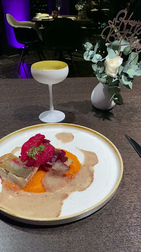 Opinii despre 57 Restaurant & Bar în Wien - Gastronomie und Hotellerie