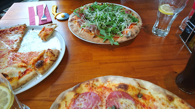 LOMBARDO | Pizza Per Tutti - Ristorante