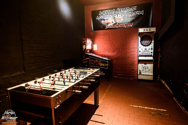 Comentarii opinii despre Battle Axe Rock & Metal Pub