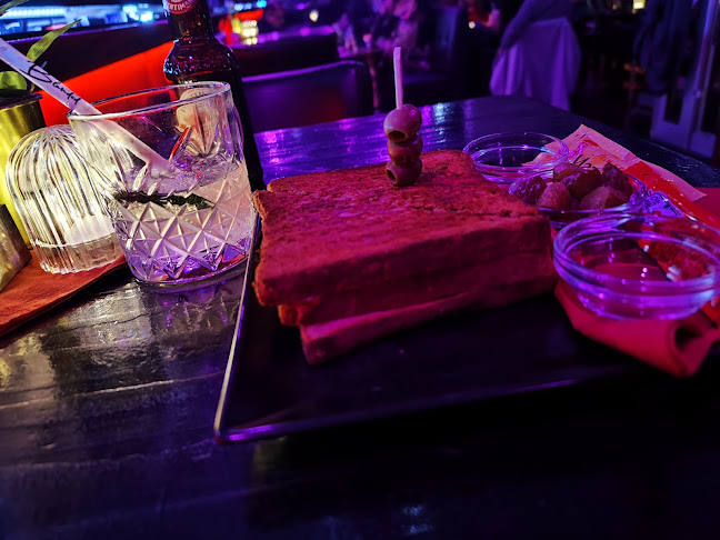 BLENDED SHISHA LOUNGE BAR - Gastronomie und Hotellerie