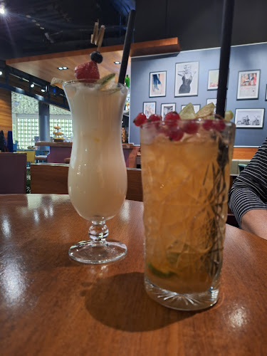 Comentarii opinii despre Som Kitchen Eatery - Twin Towers