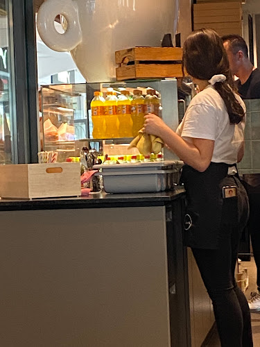 Comentarii opinii despre Lia's