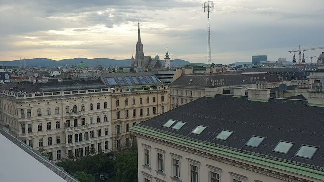 Opinii despre Atmosphere Rooftop Bar în Wien - Gastronomie und Hotellerie