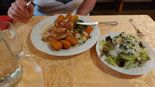 Opinii despre Gasthof Kurath în St. Filippen - Gastronomie und Hotellerie