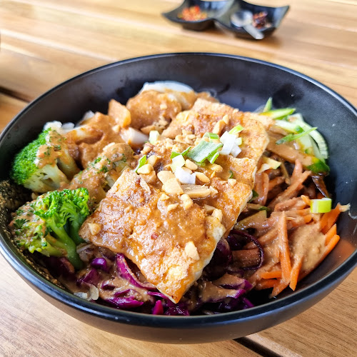 Comentarii opinii despre Closed.