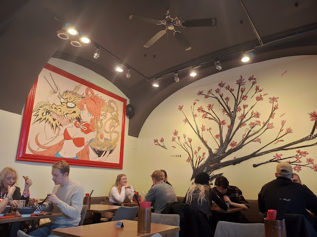 Opinii despre Karma Ramen - Japanese Noodle Bar în Wien - Gastronomie und Hotellerie